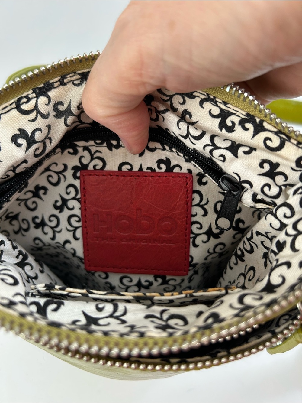 Hobo The Original - Green Leather Crossbody Bag - Picture 9 of 16